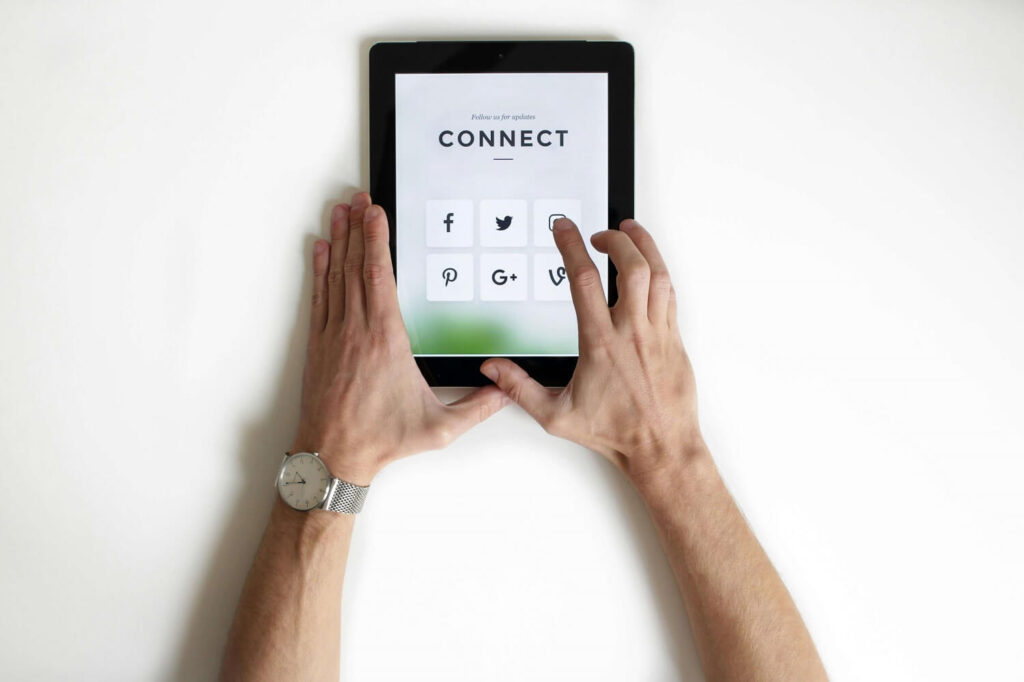 Image represents - Steps to Optimize for Voice Search